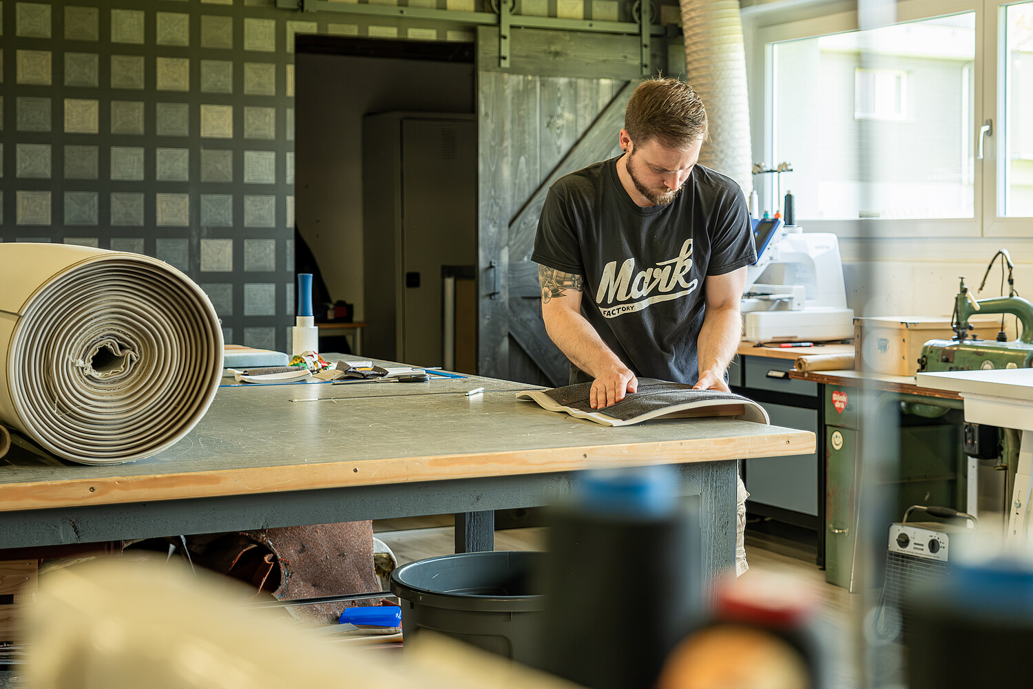 Manu Mark perpétue un savoir-faire artisanal de plus en plus rare.