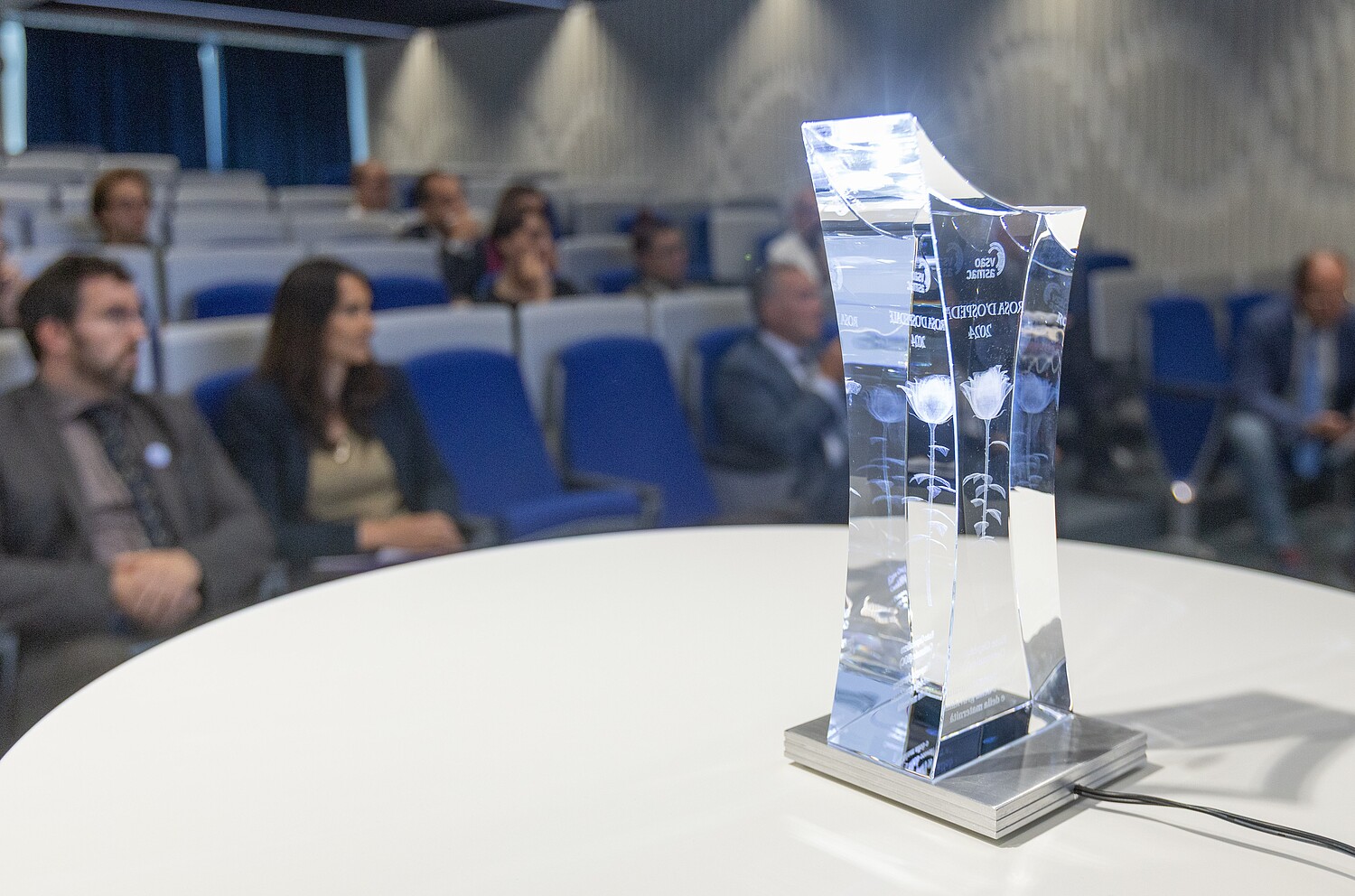 Das EOC erhält die Spitalrose für ausgezeichnete Bedingungen für schwangere Ärztinnen und Mütter. Bild: Alain Intraina