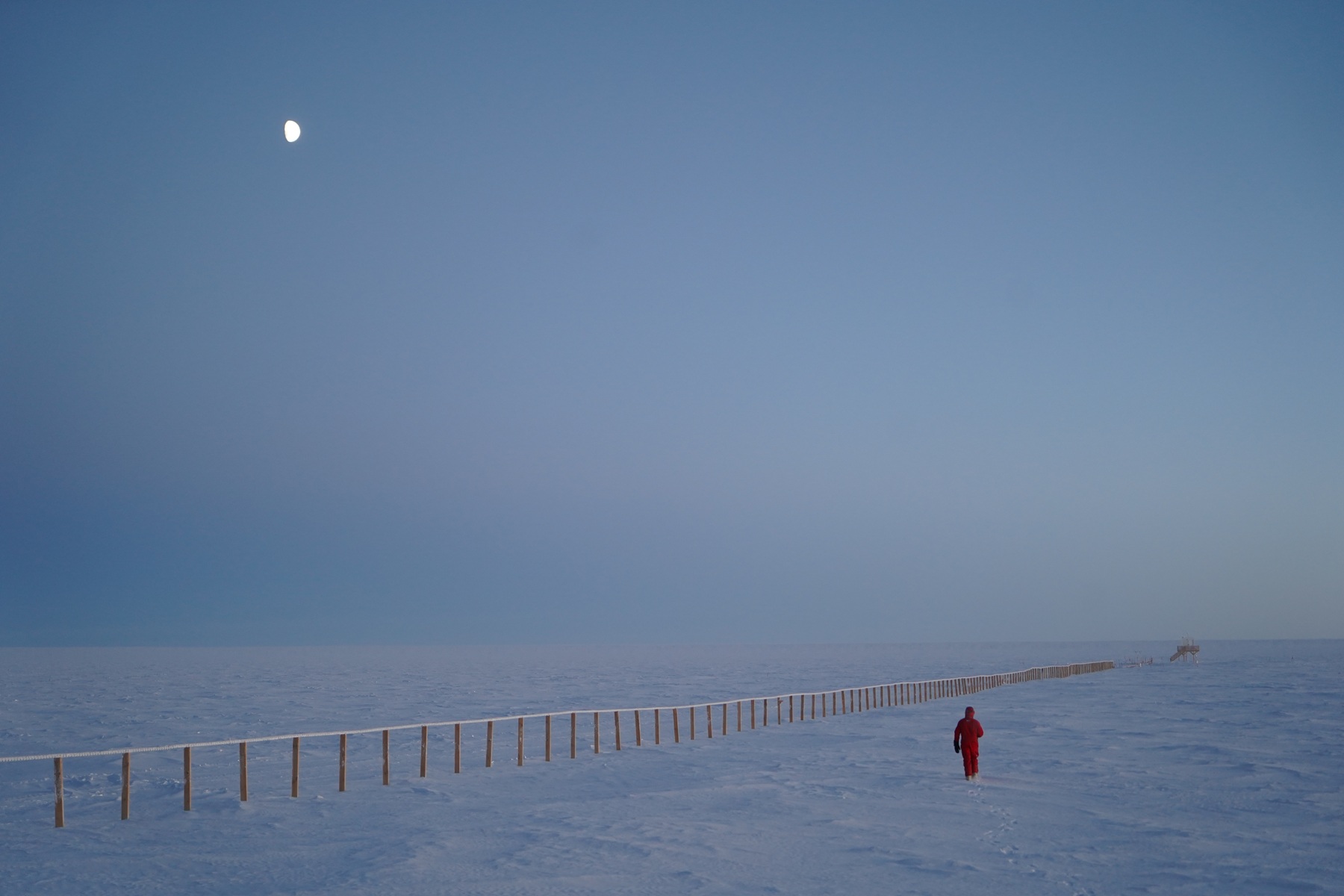 Weit und breit keine Zivilisation: Im Winter ist auf dem «White Mars» selbst bei Notfällen keine Evakuierung möglich. Bild: IPEV/PNRA/ESA